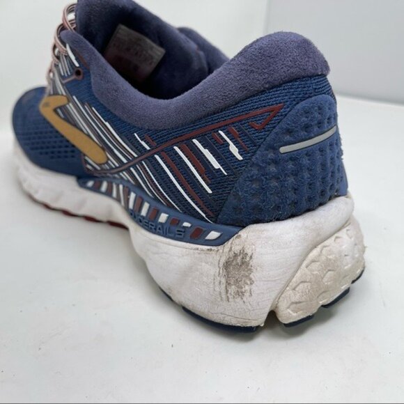 Brooks Adrenaline GTS 19 USA flag Starsand Stripes USA colors flag Patriot rare main image 4